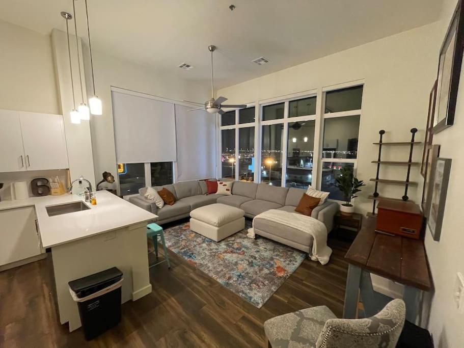 A Perfect Getaway In The Heart Of The Action Apartment Las Vegas Exterior photo